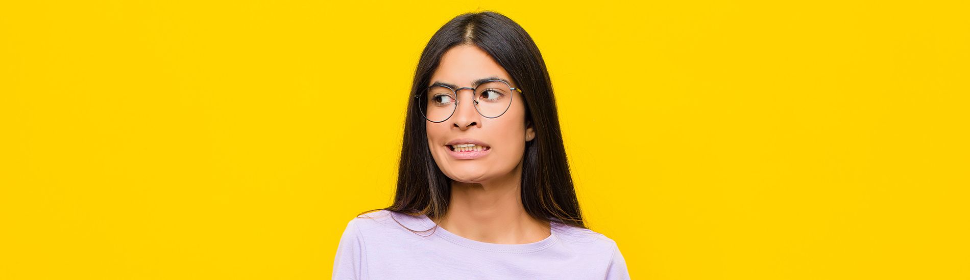 mujer bruxismo